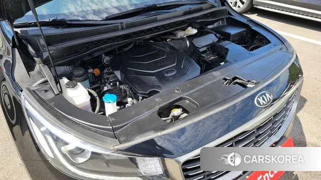 Kia The New Carnival id 2990721 из Кореи 16