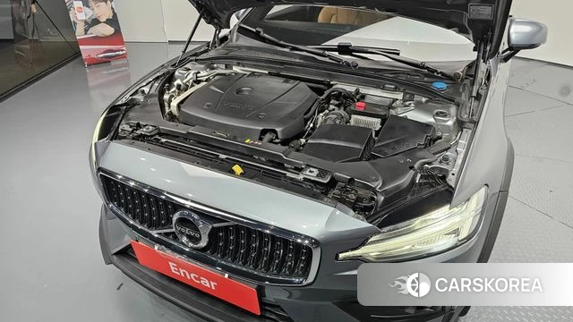 Volvo V60 Cross-Country 2nd Generation id 4604864 из Кореи 31