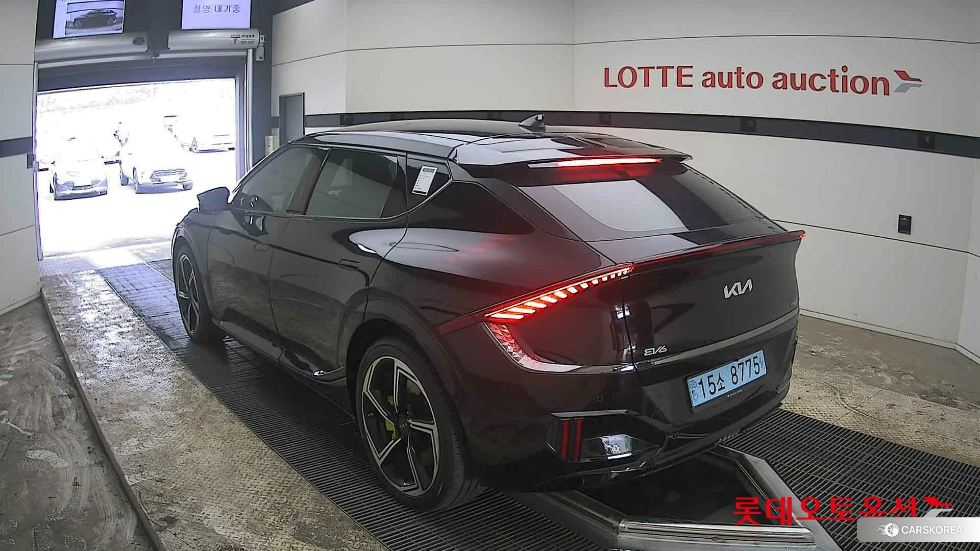 Kia EV6 GT id 3875713 из Кореи 32