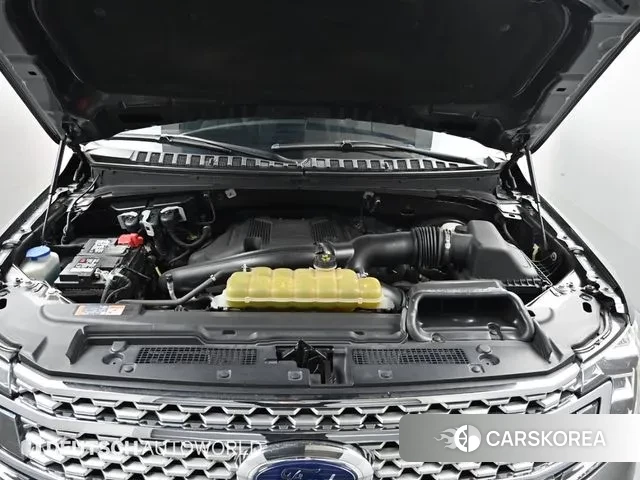 Ford Expeditation id 3757009 из Кореи 16