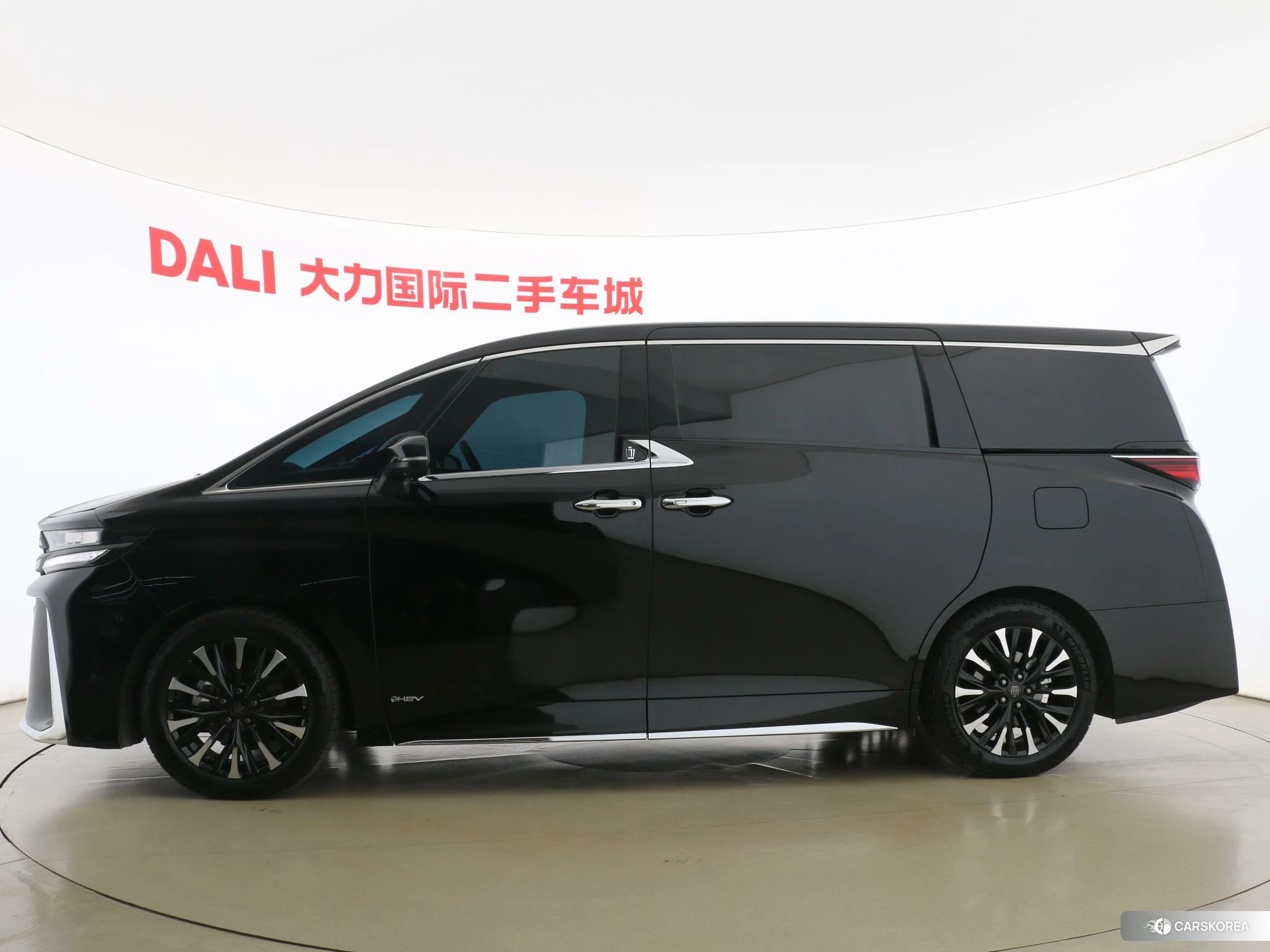 Toyota Vellfire id 4510885 из Китая 12