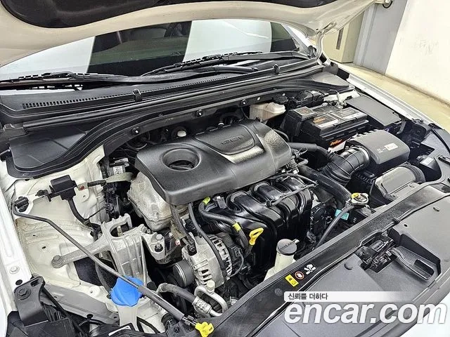 Hyundai Avante AD id 2956867 из Кореи 16