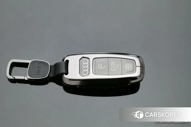 Audi A6L id 4210570 из Китая 20