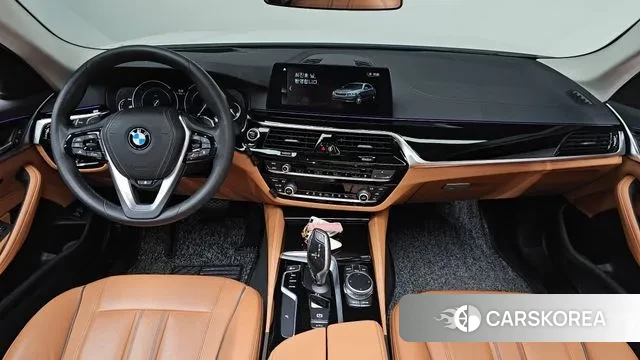 BMW 5 Series (G30) id 3460232 из Кореи 16