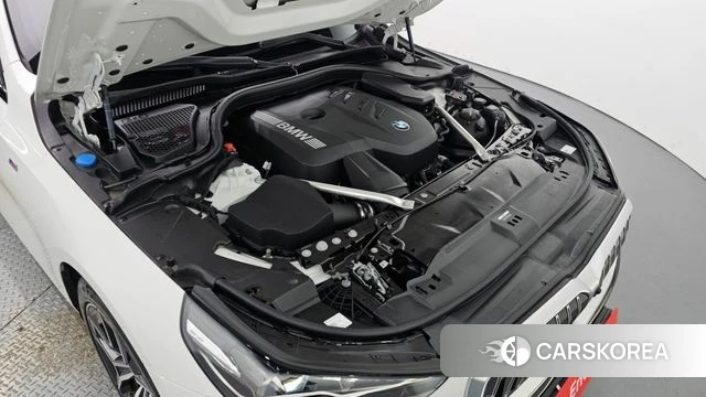 BMW 5 Series (G60) id 4291691 из Кореи 28