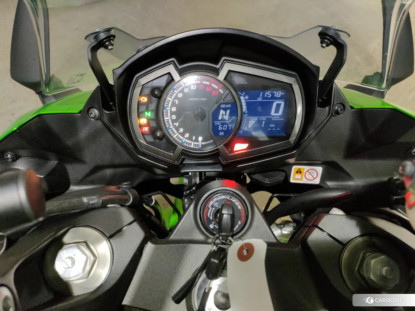 Kawasaki NINJA 1000 id 3947210 из Японии 6