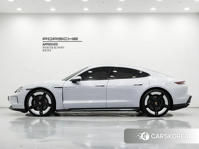 Porsche Taycan id 4201010 из Кореи 16