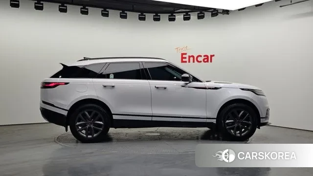 Land Rover Range Rover Velar id 3624265 из Кореи 16