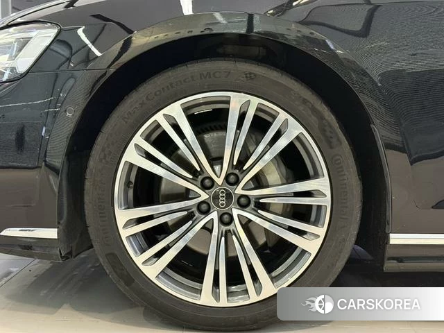 Audi A8 id 4259475 из Китая 13