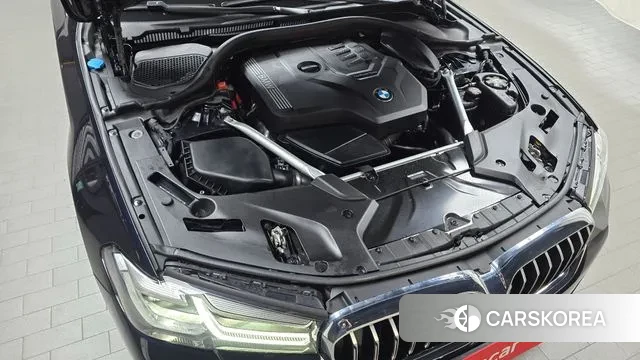 BMW 5 Series (G30) id 3207337 из Кореи 16