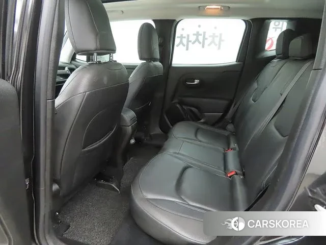 Jeep Renegade id 3666018 из Кореи 16