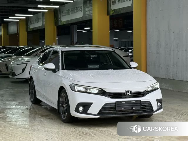 Honda Civic id 4261997 из Китая 18