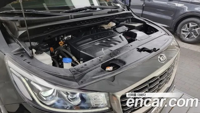 Kia The New Carnival id 2916960 из Кореи 16