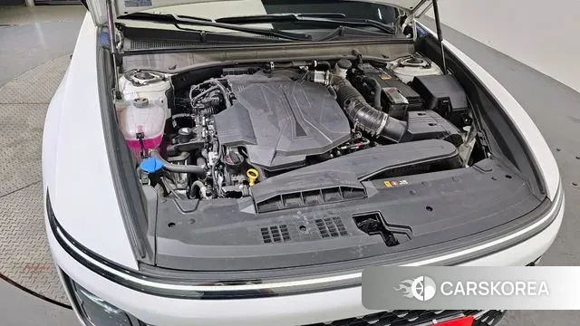 Hyundai Grandeur (GN7) id 3168296 из Кореи 16