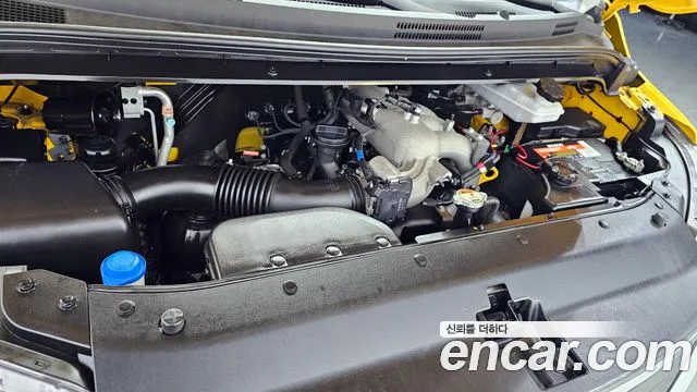 Hyundai The New Grand Starex id 2323991 из Кореи 16