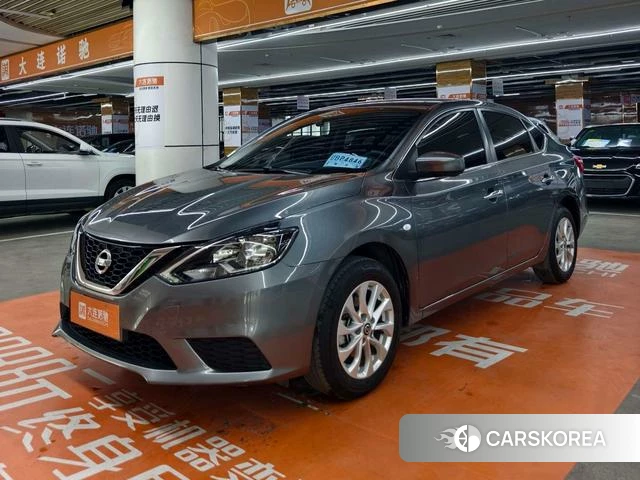 Nissan Xuan Yi 2024 Темно-серый из Китая, фото 6