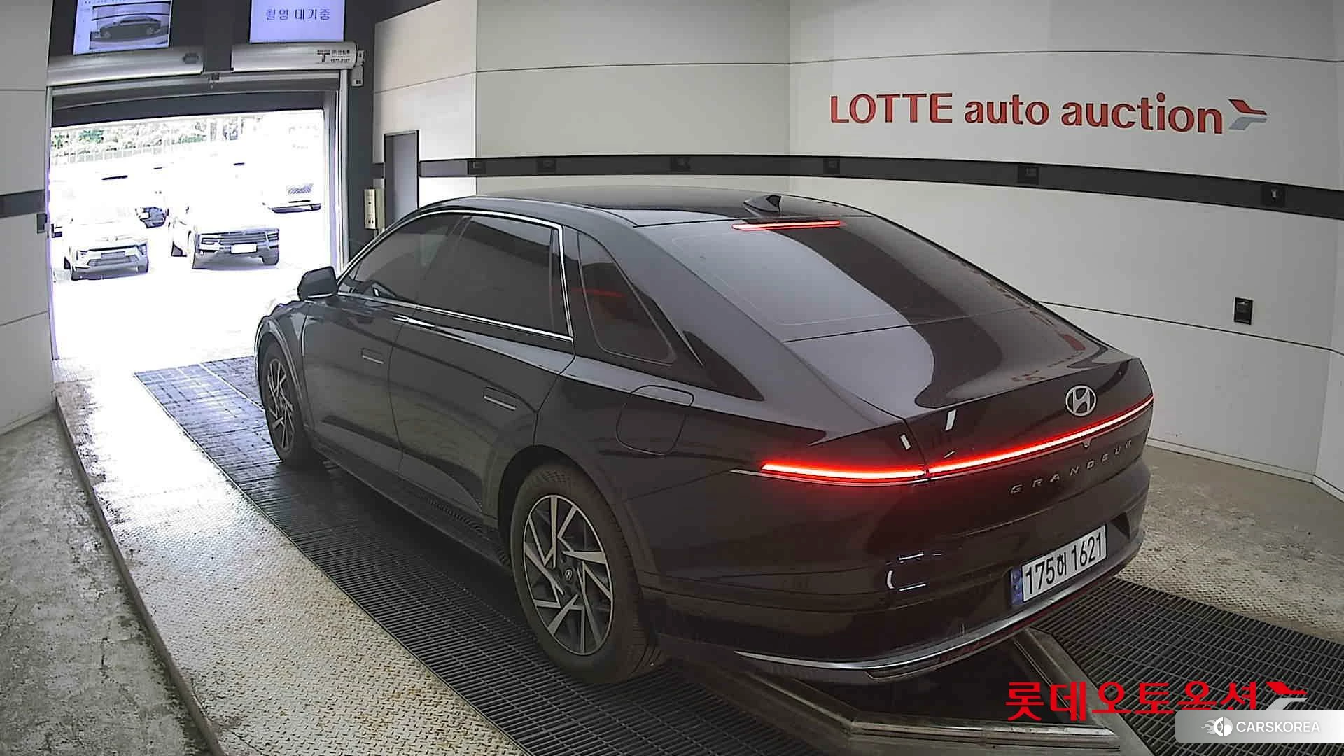 Hyundai Grandeur id 4347299 из Кореи 32