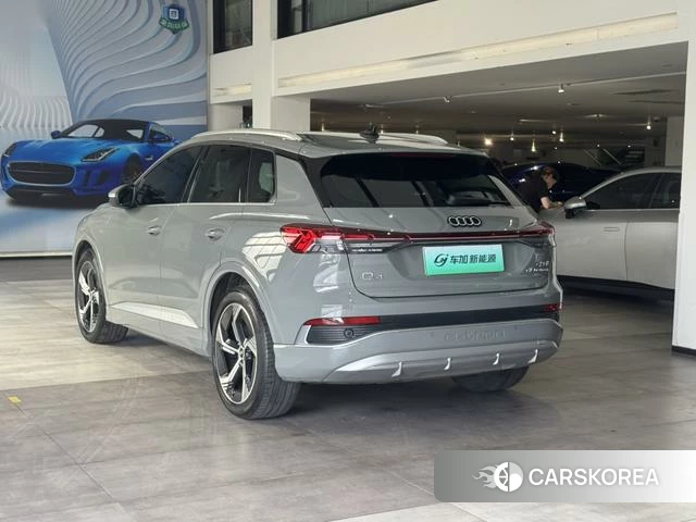 Audi Q4 e-tron 2024 Темно-серый из Китая, фото 6