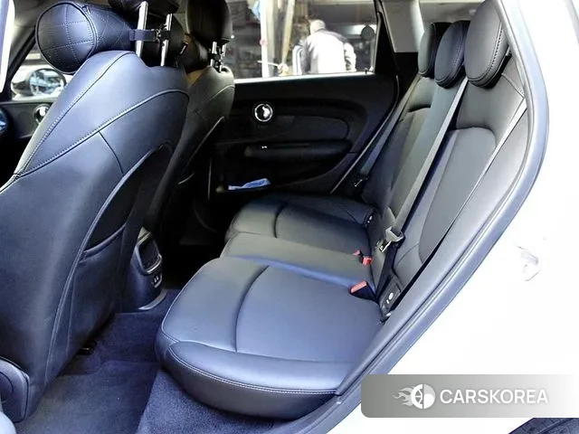 Mini Cooper D Clubman id 3469372 из Кореи 16