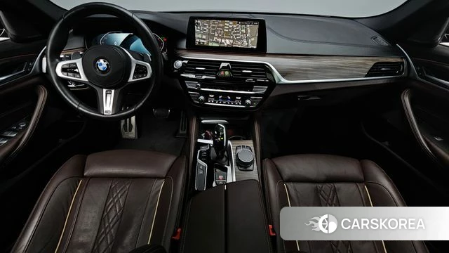 BMW 5 Series (G30) id 4573692 из Кореи 31