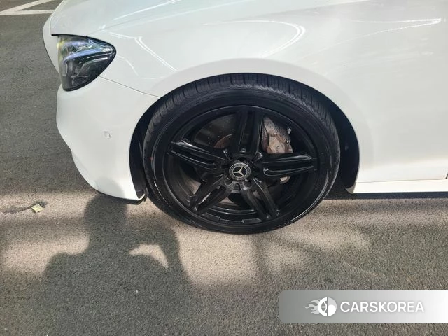 Mercedes-Benz E-Class W213 id 4232980 из Кореи 16