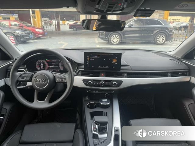 Audi A4L id 4258698 из Китая 11
