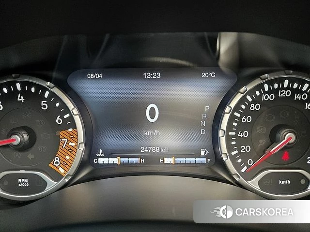 Jeep Renegade id 3904100 из Кореи 16