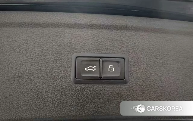 Audi Q5L id 4321234 из Китая 13
