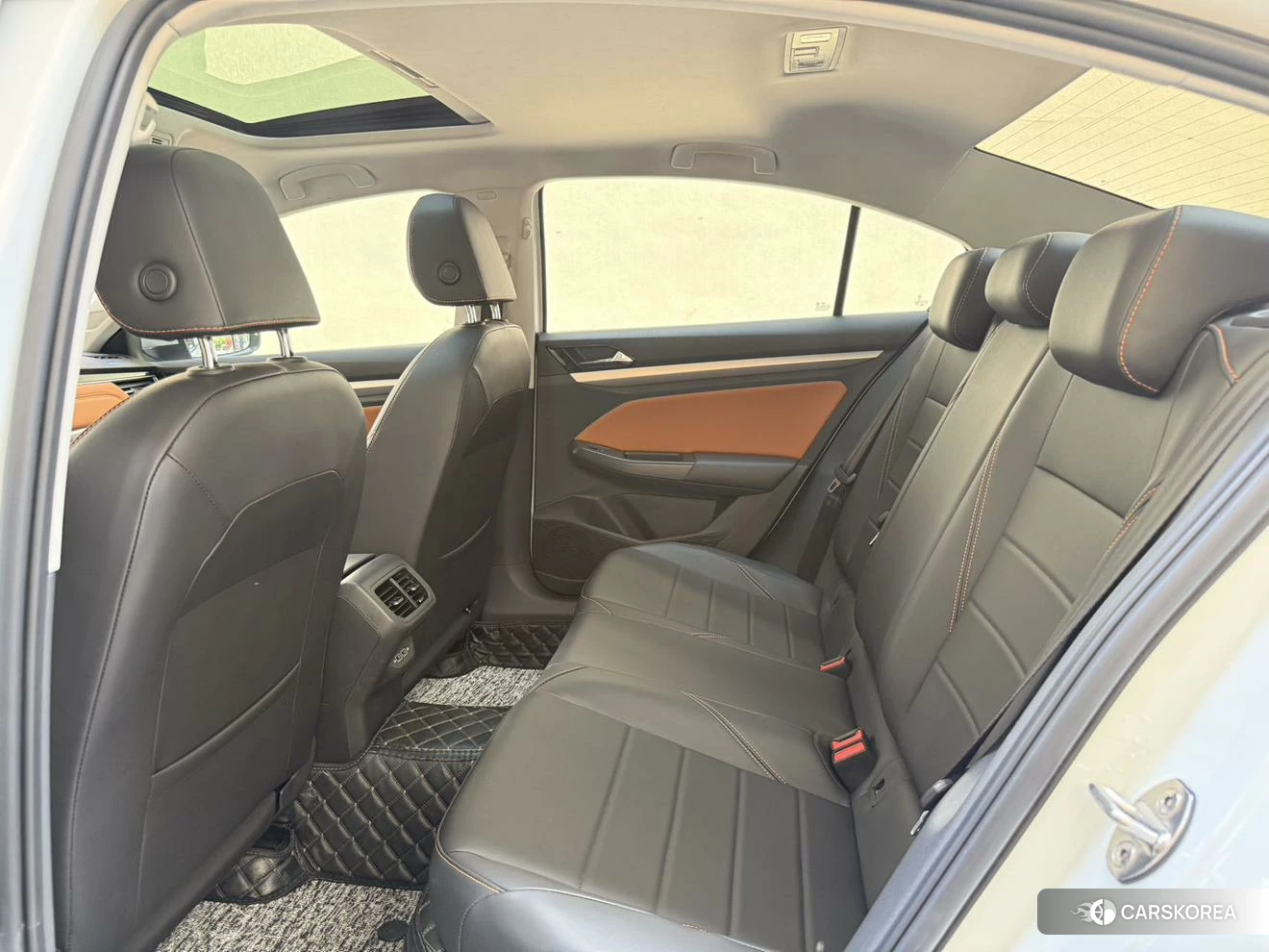 Volkswagen Bora id 4487127 из Китая 20