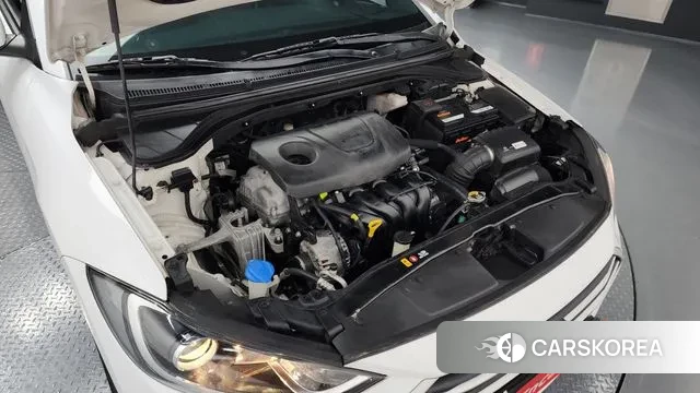 Hyundai Avante AD id 3574134 из Кореи 16