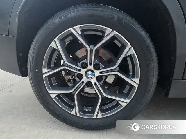 BMW X1 id 4291410 из Китая 10