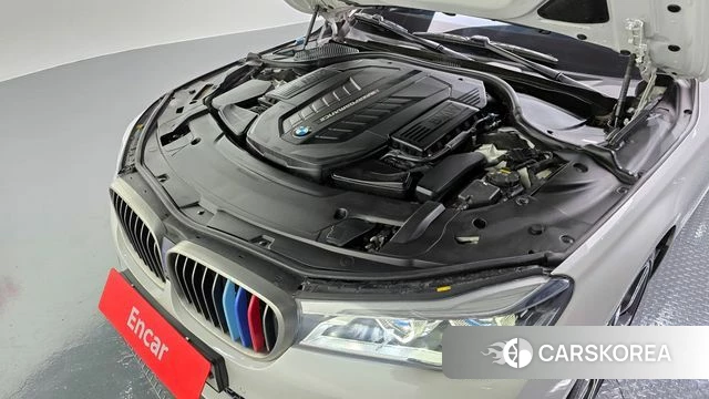 BMW 7 Series (G11) id 3796324 из Кореи 16