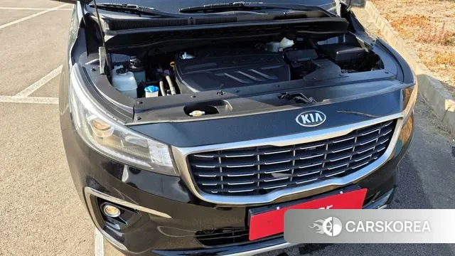 Kia The New Carnival id 3578732 из Кореи 16