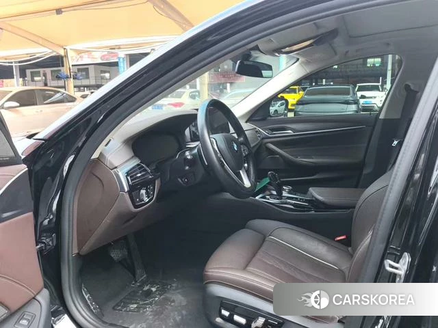 BMW 5 series 2022 Черный из Китая, фото 6