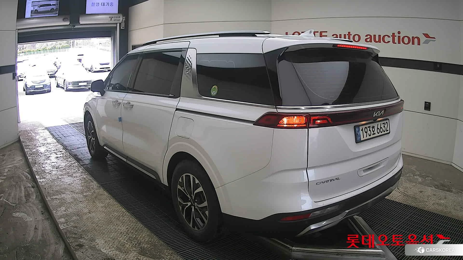 Kia Carnival id 3875767 из Кореи 34