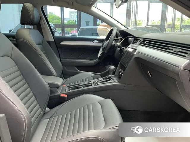 Volkswagen Magotan id 4258662 из Китая 11