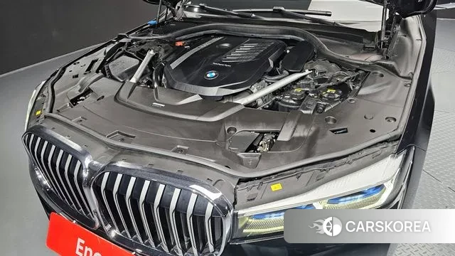 BMW 7 Series (G11) id 3028782 из Кореи 16