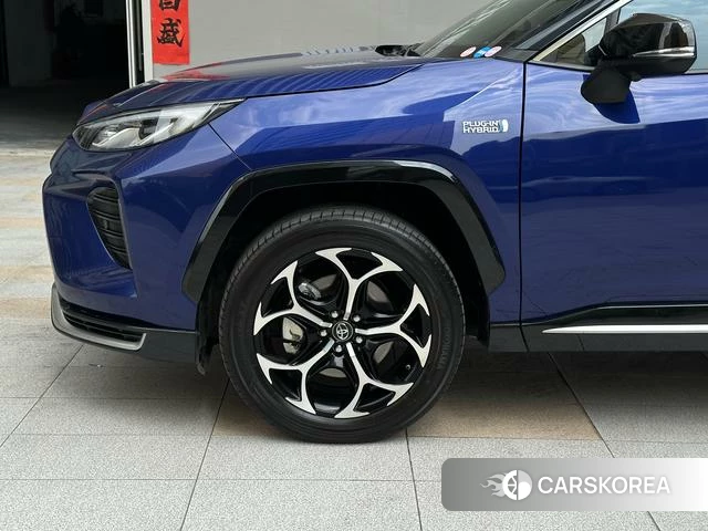 Toyota Weilanda PHEV id 4220643 из Китая 21