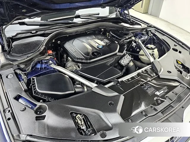 BMW 5 Series (G30) id 3778352 из Кореи 16