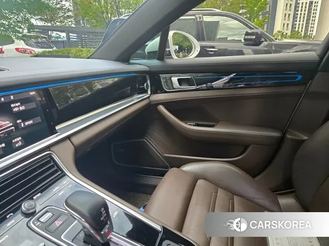 Porsche Panamera (971) 2018 Белый из Кореи, фото 6