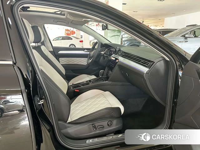 Volkswagen Magotan id 4258573 из Китая 30