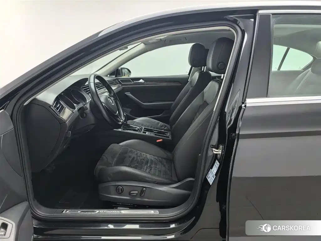 Volkswagen Magotan id 4577812 из Китая 20
