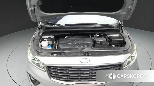 Kia The New Carnival id 4689456 из Кореи 16