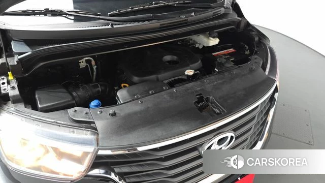 Hyundai The New Grand Starex id 4356743 из Кореи 26