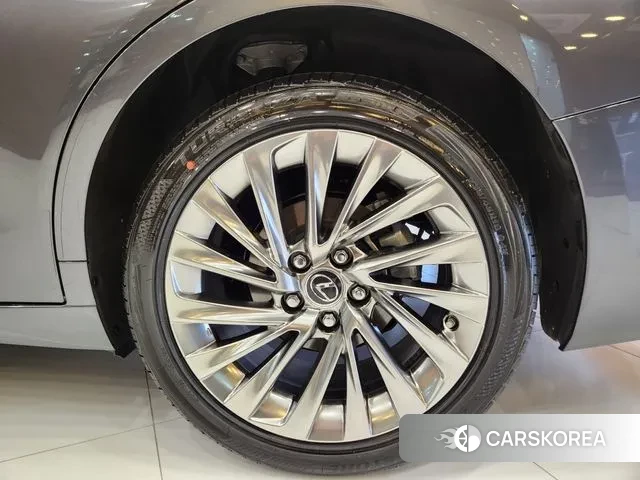 Lexus ES300h 7th generation id 3731935 из Кореи 11