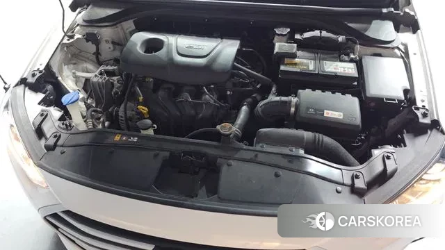 Hyundai Avante AD id 3789693 из Кореи 16