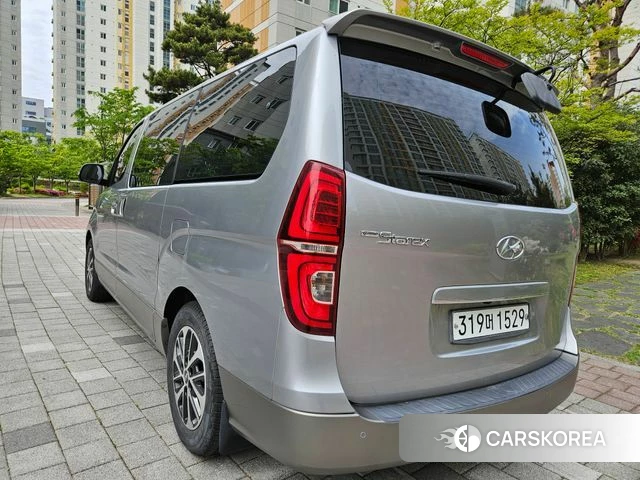 Hyundai The New Grand Starex id 4245738 из Кореи 16