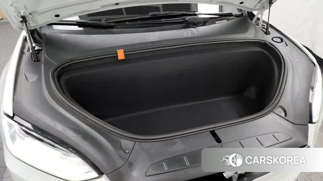 Tesla Model X id 3540671 из Кореи 16