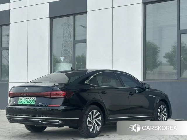 Volkswagen Passat PHEV 2024 Черный из Китая, фото 6