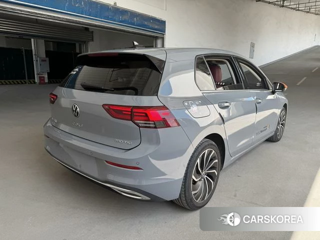 Volkswagen Golf 2023 Темно-серый из Китая, фото 6